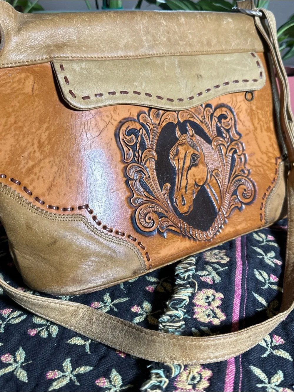 Miss Tory Lama Brown Western Engraved Horse Crossbody Bag Rustic Leather Purse